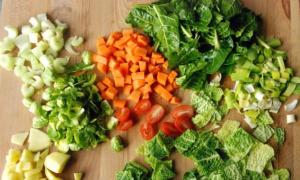 سوپ سبزیجات منیزرتون - دستور غذا