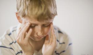 چه کاری باید انجام دهید وقتی یک کودک سردرد دارد؟