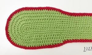 دمپایی knitted knitted: طرح، ویدیو و توضیحات