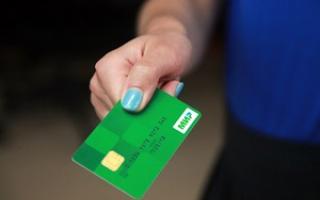 クレジットカードの使用を強制された場合はどうすればよいですか?