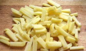Как правильно резать картошку, чтобы она хорошо прожарилась